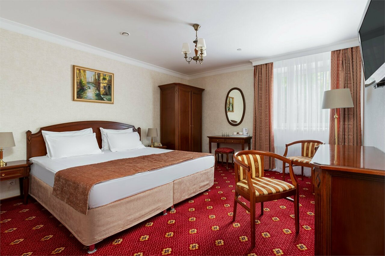 Гостиница Лекко Мытищи