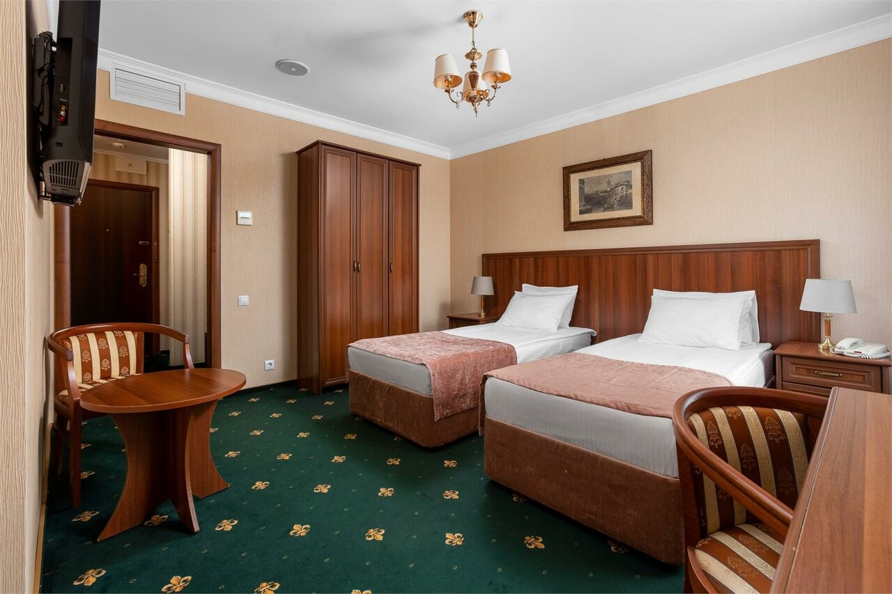 Гостиница Лекко Мытищи-201