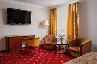 Гостиница Лекко Мытищи Джуниор сюит-3