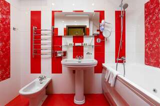 Гостиница Лекко Мытищи Джуниор сюит "Романтика"-5