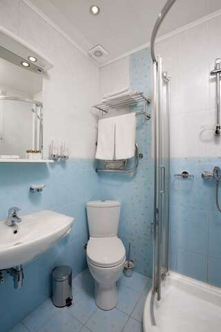 Гостиница Лекко Мытищи 2-местный номер стандарт-11